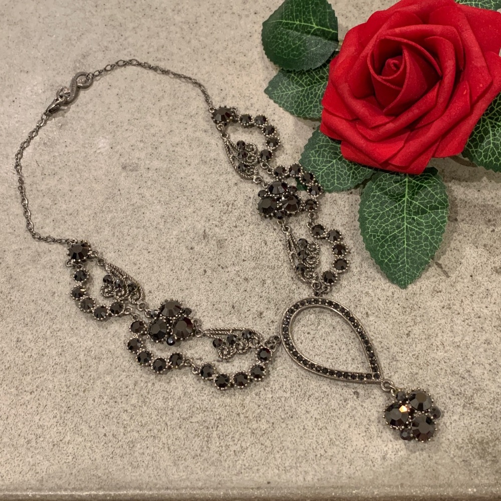 Hematite Gothic Necklace - Picture 1 of 4